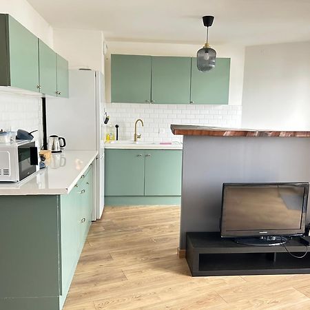 2 Bedroom Apartment + Parking Saint-Denis  Ngoại thất bức ảnh